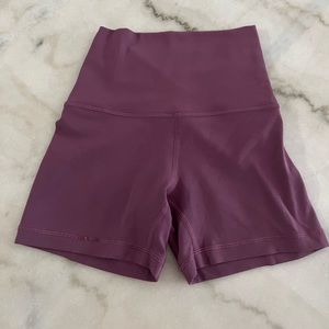 Great condition lululemon align short 4’ discontinued.